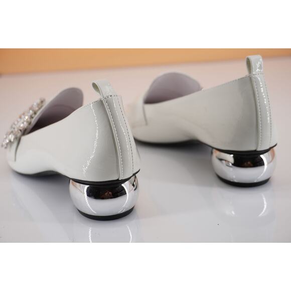 Jeffrey Campbell Viona White Patent Pointy Pump SZ 7 Crystal Buckle Wedding $175 - Picture 6 of 11